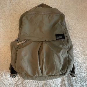 lululemon everyday backpack 2.0 olive